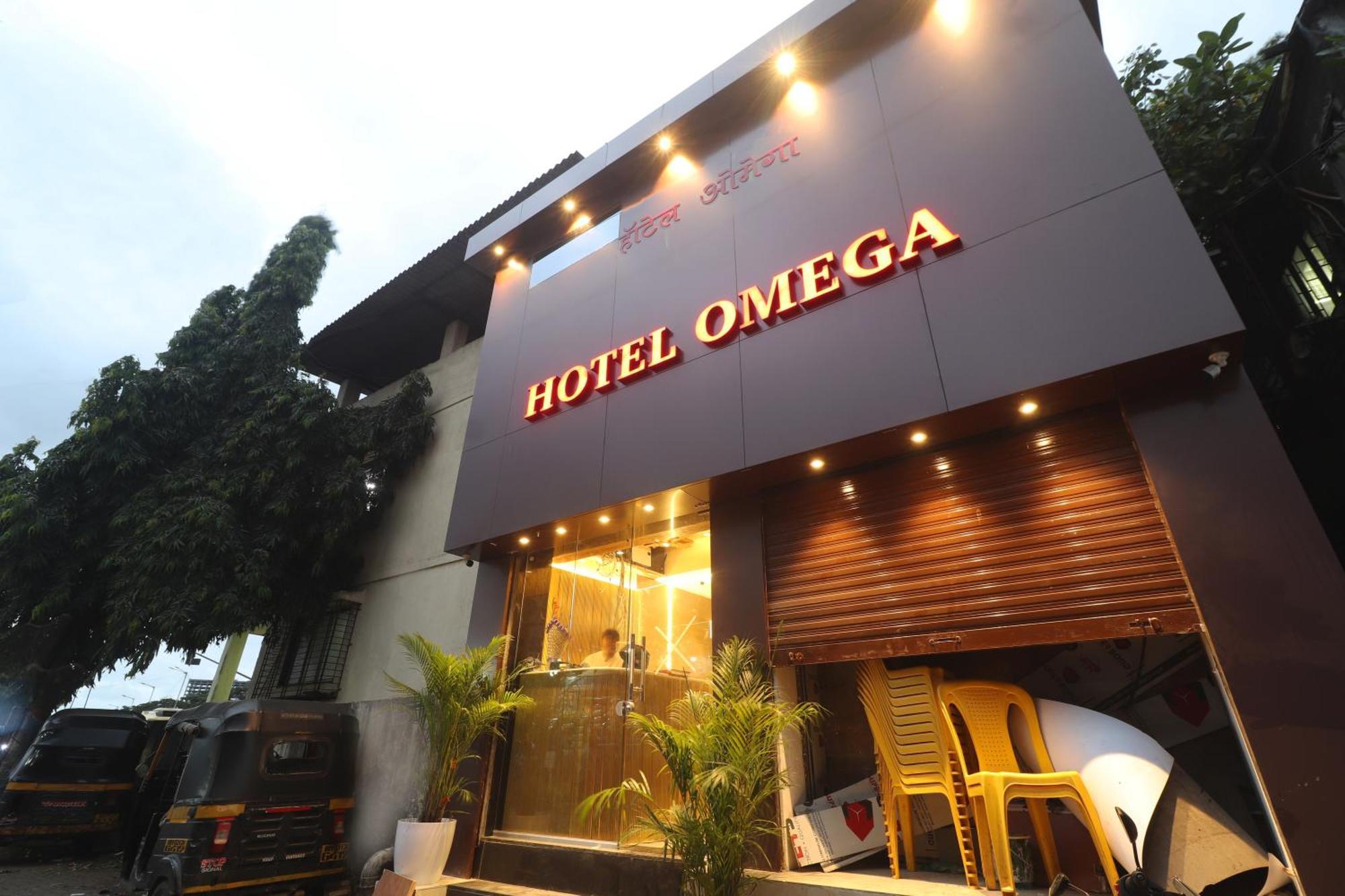 Hotel Omega Mumbai Bagian luar foto